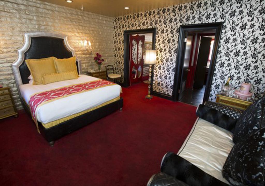 Madonna 4*